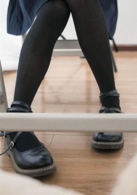 两个校花被校长双伦h_影视大全电视剧在线观看